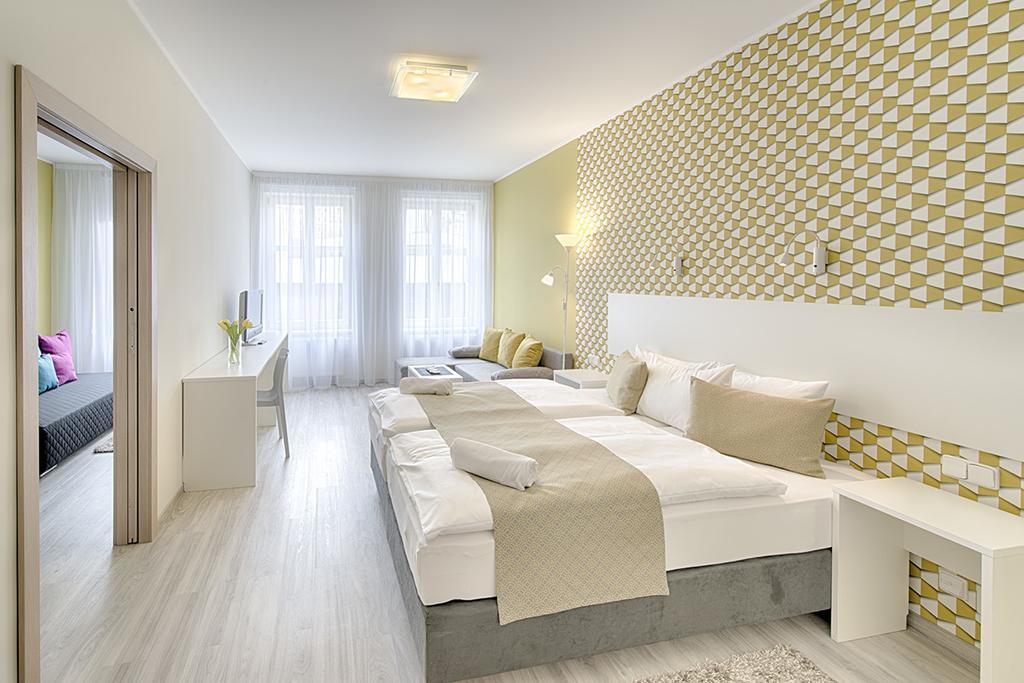 Apartment Promenada 35 Karlovy Vary Exterior foto